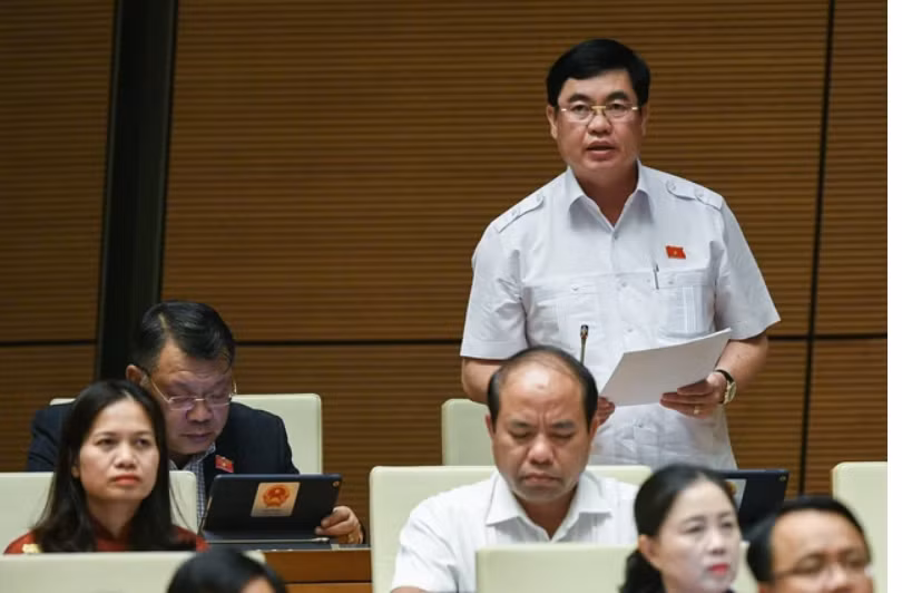 ĐBQH Trần Đình Văn