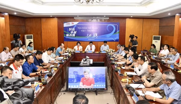 Quang cảnh cuộc toạ đàm