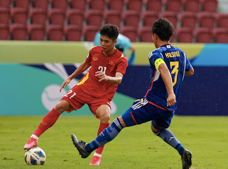 U17 Việt Nam (áo đỏ) còn nguyên cơ hội đi tiếp nếu giải mã được Uzbekistan U17 Việt Nam (áo đỏ) còn nguyên cơ hội đi tiếp nếu giải mã được Uzbekistan