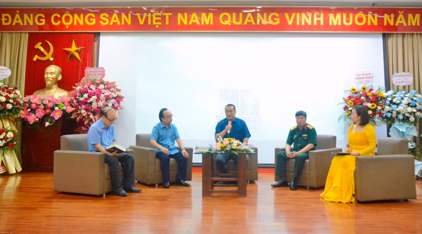 Tác giả Nguyễn Xuân Tuấn chia sẻ về quá trình thực hiện cuốn sách