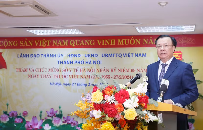 Bí thư Thành ủy Hà Nội phát biểu tại buổi làm việc