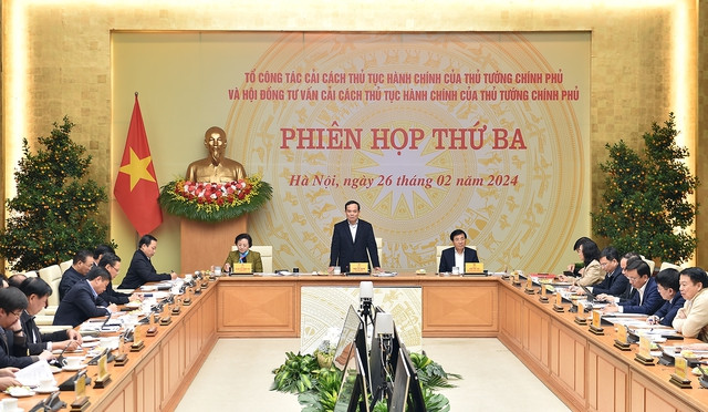 Phó Thủ tướng Trần Lưu Quang chủ trì phiên họp (Ảnh: VGP) Phó Thủ tướng Trần Lưu Quang chủ trì phiên họp (Ảnh: VGP)