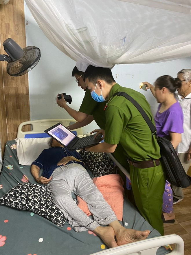 Cán bộ chiến sĩ Công an phường Nghĩa Tân vượt lên mọi khó khăn để thực hiện tốt nhiệm vụ Cán bộ chiến sĩ Công an phường Nghĩa Tân vượt lên mọi khó khăn để thực hiện tốt nhiệm vụ