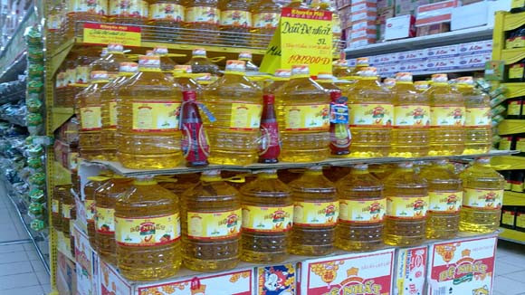 Thuế tự vệ dầu thực vật nhập khẩu còn 4% ảnh 1