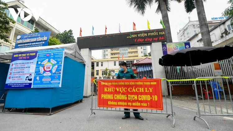 Số mắc Covid-19 tại Hà Nội vẫn đang gia tăng nhanh Số mắc Covid-19 tại Hà Nội vẫn đang gia tăng nhanh