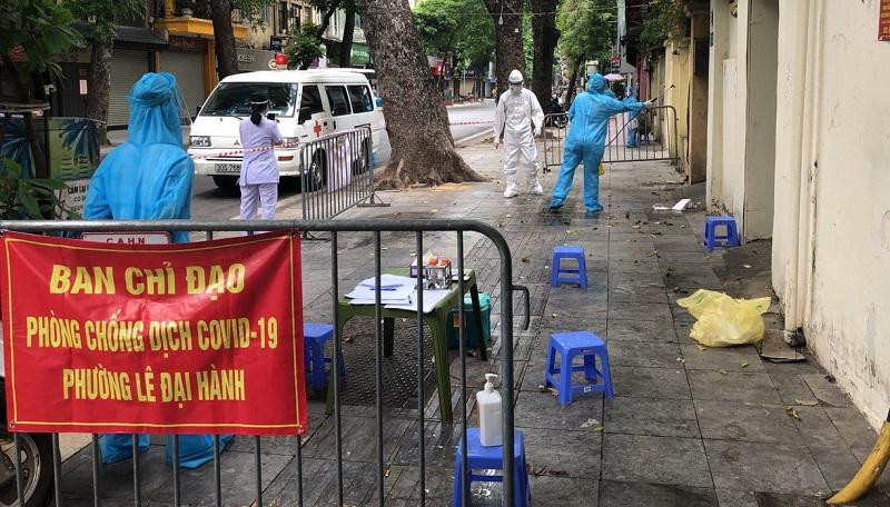 Một khu vực kiểm soát phòng bệnh trên địa bàn quận Hai Bà Trưng