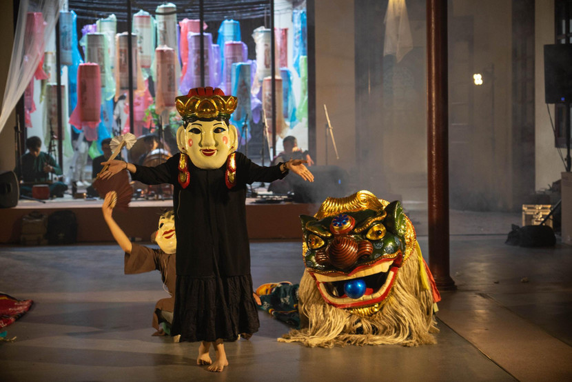 Biểu diễn nghệ thuật tại 22 Hàng Buồm