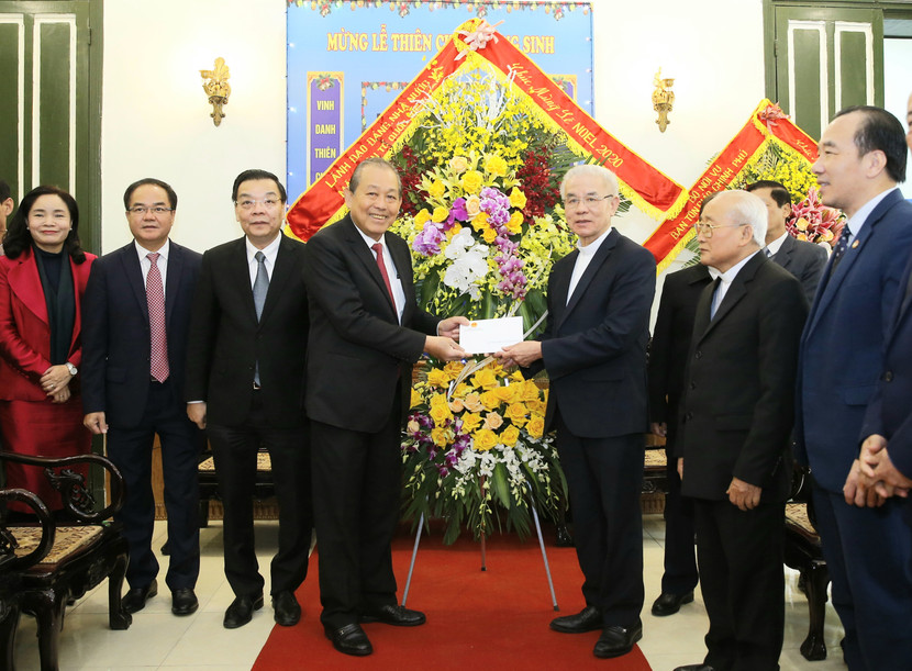 Phó Thủ tướng Thường trực Chính phủ Trương Hòa Bình thăm Ủy ban Đoàn kết Công giáo Việt Nam