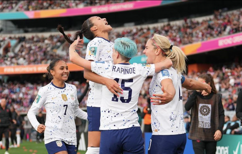 Tuyển Mỹ ăn mừng bàn thắng nâng tỉ số 3-0 Tuyển Mỹ ăn mừng bàn thắng nâng tỉ số 3-0