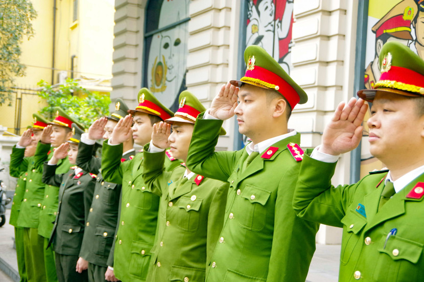 Những gương mặt trẻ Công an Thủ đô xuất sắc tiêu biểu năm 2022 Những gương mặt trẻ Công an Thủ đô xuất sắc tiêu biểu năm 2022