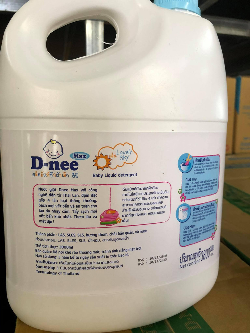 Can nước giặt giả mạo đã thành phẩm tại cơ sở sản xuất Đạt Anh