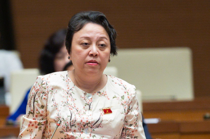 ĐBQH Phạm Khánh Phong Lan phát biểu tại Quốc hội chiều 27-10 ĐBQH Phạm Khánh Phong Lan phát biểu tại Quốc hội chiều 27-10