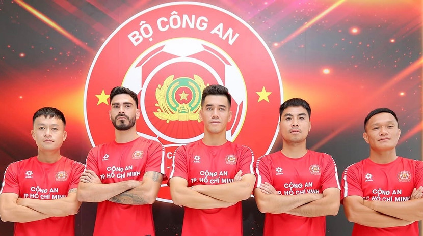 CLB Công an TP.HCM ra mắt logo, dàn cầu thủ chất lượng