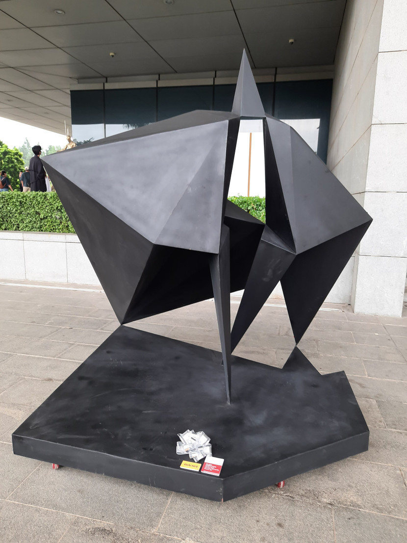 tác giả Nguyễn Trường Giang (Hà Nội) với tác phẩm "Nghênh phong" đoạt giải Nhì.