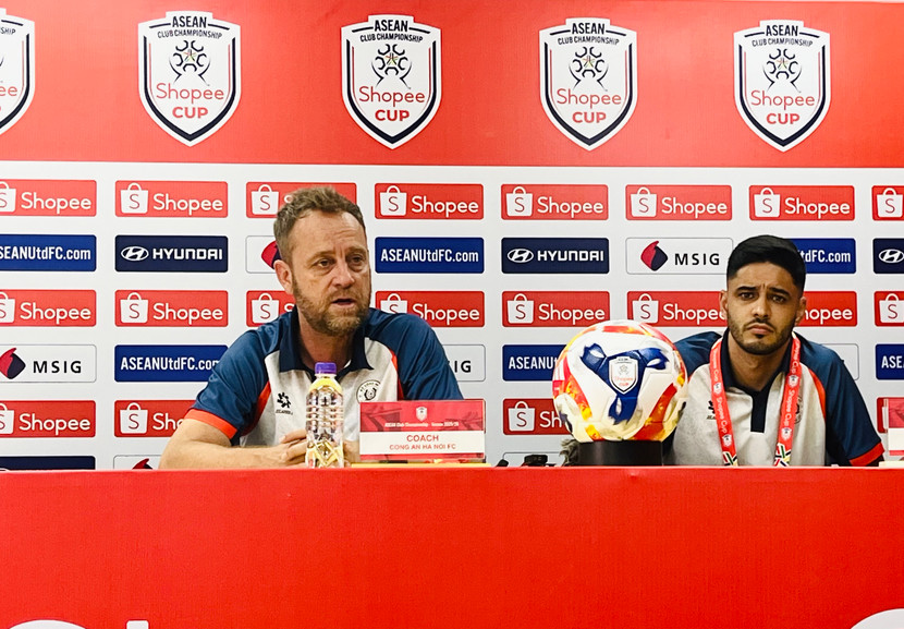 HLV Polking lên tiếng bảo vệ học trò, cho rằng sai sót là một phần trong bóng đá và bản thân ông cùng toàn đội đã chủ động nhìn lại, rút kinh nghiệm