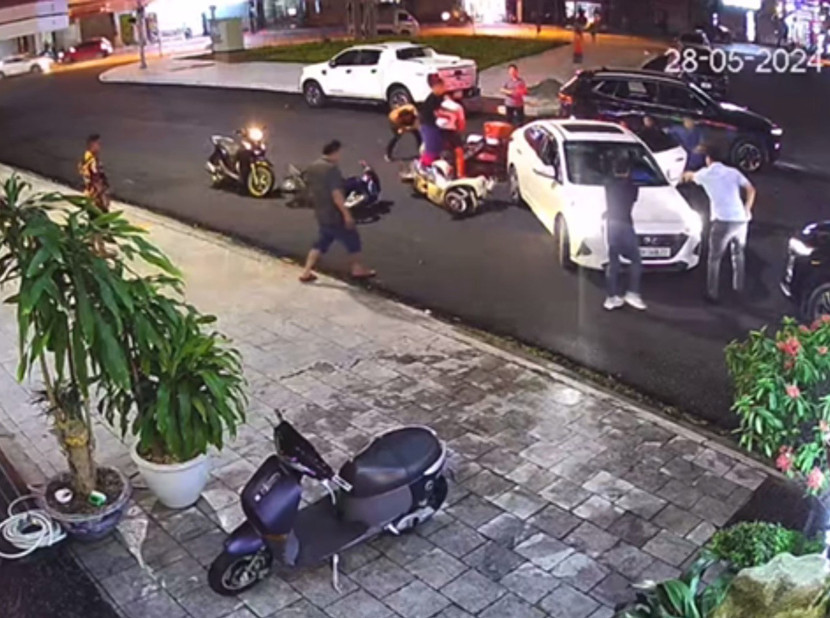 Hiện trường bắt giữ các đối tượng