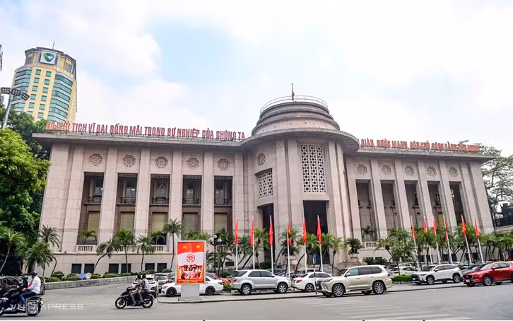 Ngân hàng Nhà nước tích cực điều hành chính sách tiền tệ nhằm kiểm soát lạm phát, ổn định kinh tế vĩ mô, hỗ trợ tăng trưởng kinh tế Ngân hàng Nhà nước tích cực điều hành chính sách tiền tệ nhằm kiểm soát lạm phát, ổn định kinh tế vĩ mô, hỗ trợ tăng trưởng kinh tế