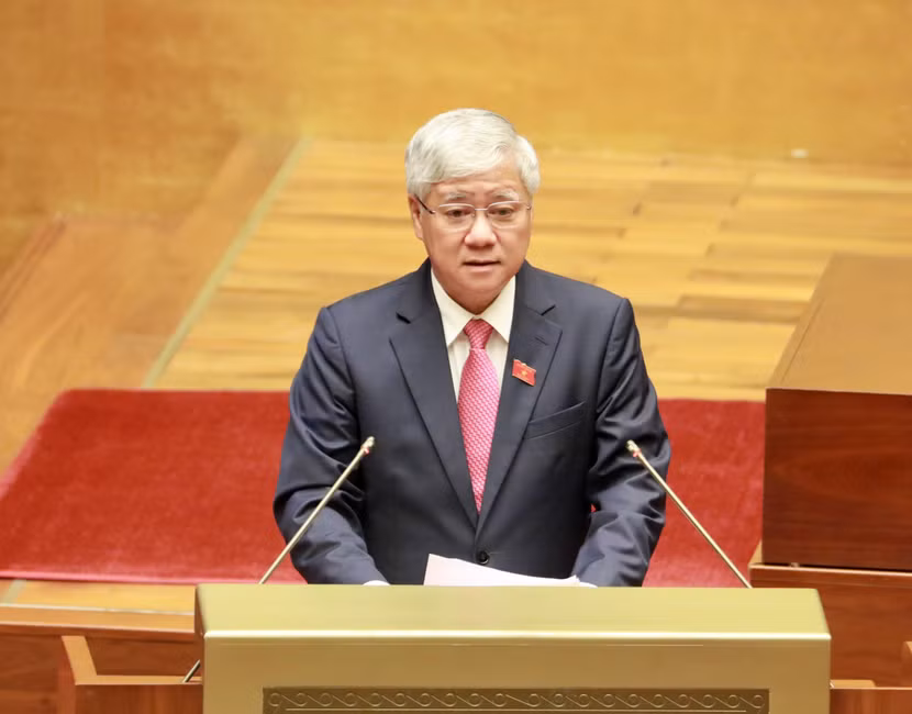 Chủ tịch Ủy ban Trung ương MTTQ Việt Nam Đỗ Văn Chiến báo cáo trước Quốc hội