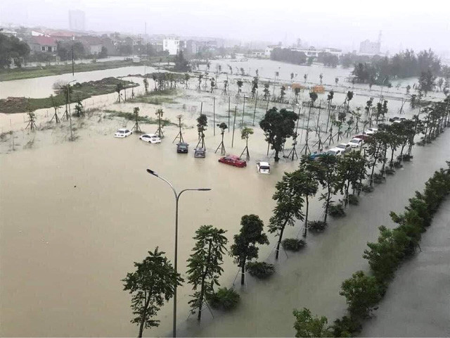 TP Hà Tĩnh ngập sâu trong biển nước TP Hà Tĩnh ngập sâu trong biển nước