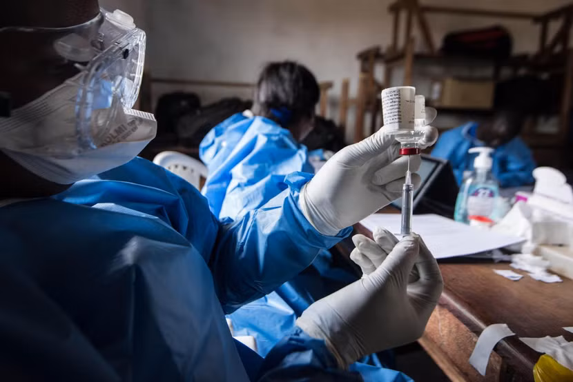 Cuộc chạy đua toàn cầu về vaccine Covid-19 đang diễn ra với tốc độ chưa từng có