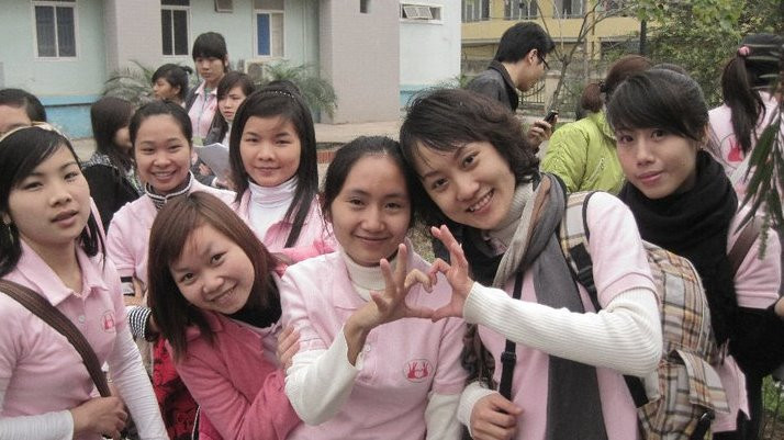 Ngôn ngữ ký hiệu ngày càng nhận được sự quan tâm của nhiều người Ngôn ngữ ký hiệu ngày càng nhận được sự quan tâm của nhiều người