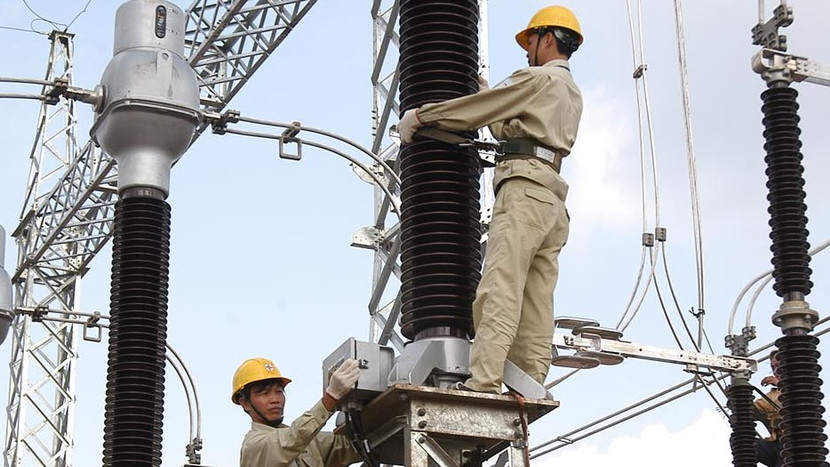 Nhiều dự án điện chậm tiến độ dẫn đến tình trạng thiếu điện