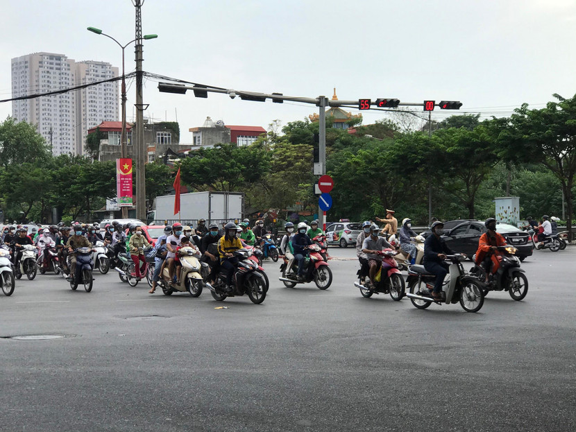 Nút giao Ngọc Hồi - Pháp Vân đông nhưng không xảy ra ùn tắc