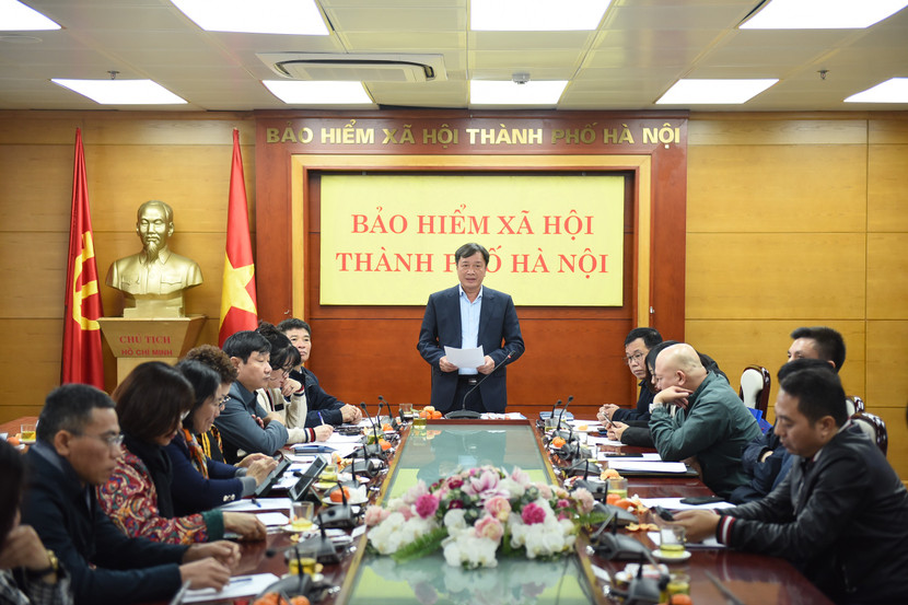 Giám đốc BHXH TP Hà Nội Phan Văn Mến thông tin đến báo chí