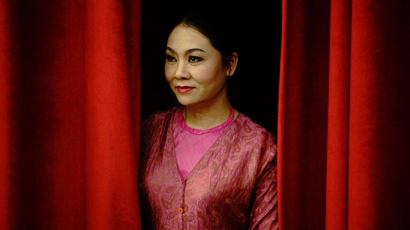 Một thành viên của nhóm Đông kinh cổ nhạc