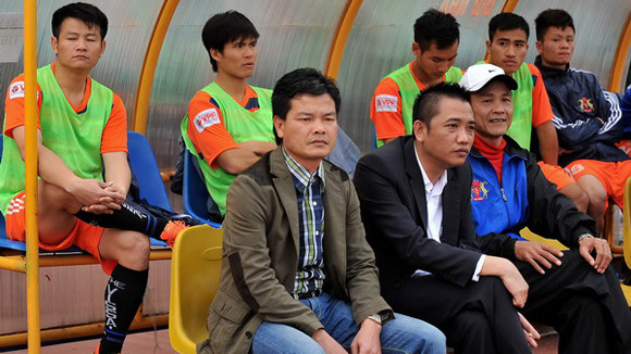 V.Ninh Bình xin nghỉ V-League, làng bóng Việt bất an ảnh 1