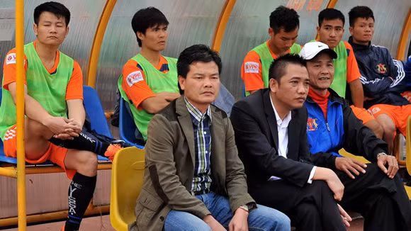 V.Ninh Bình xin nghỉ V-League, làng bóng Việt bất an ảnh 1