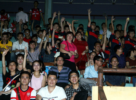 Có người trả 68 triệu cho chiếc áo của "Running man" ảnh 5 Có người trả 68 triệu cho chiếc áo của "Running man" ảnh 5