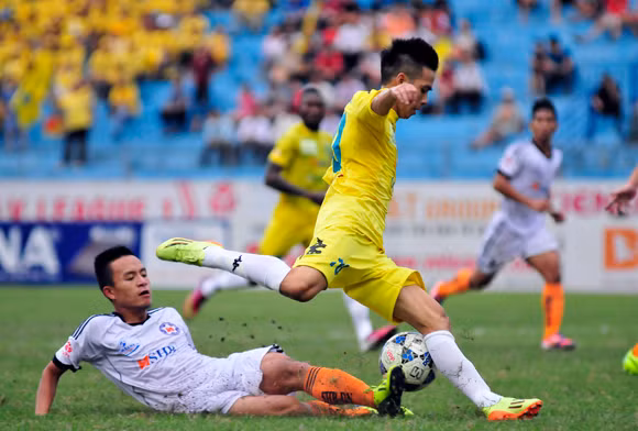 "Gà son" Gonzalo lập cú đúp đưa Hà Nội T&T lên đỉnh V-League ảnh 1