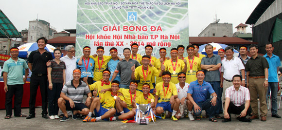 Đội bóng Báo ANTĐ bảo vệ thành công chức vô địch ảnh 9