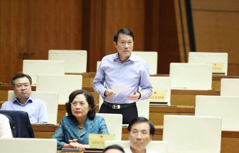 Bộ trưởng Lương Tam Quang tại Quốc hội chiều 12-11