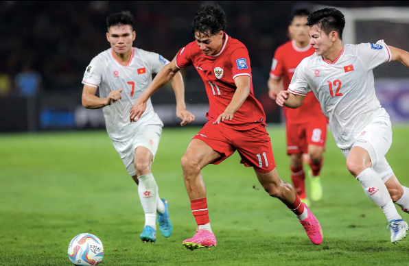 Rafael Struick (11) từng đá chính trận Indonesia thắng Việt Nam cùng tỉ số 1-0 tại Asian Cup và vòng loại World Cup, trong năm 2024 này