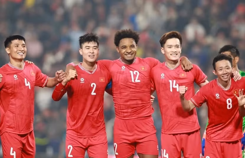 Nguyễn Xuân Son cùng đồng đội hướng tới chức vô địch ASEAN Cup 2024 Nguyễn Xuân Son cùng đồng đội hướng tới chức vô địch ASEAN Cup 2024
