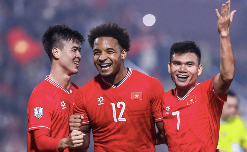 Nguyễn Xuân Son chói sáng ngay lần đầu khoác áo tuyển Việt Nam dự ASEAN Cup