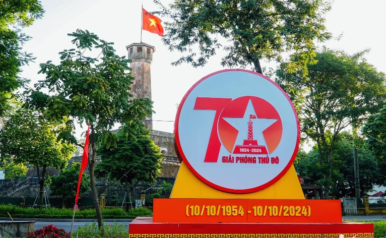 Hà Nội sẽ tổ chức nhiều hoạt động thiết thực nhân dịp kỷ niệm 70 năm Ngày Giải phóng Thủ đô (10/10/1954-10/10/2024), 25 năm Hà Nội đón nhận danh hiệu “Thành phố vì hòa bình”