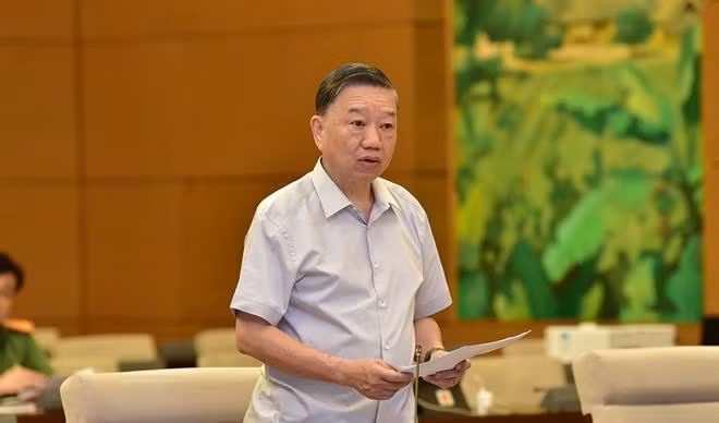 Bộ trưởng Bộ Công an Tô Lâm phát biểu tại phiên họp