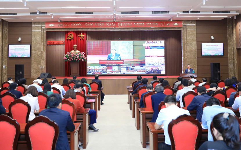 Quang cảnh hội nghị tại điểm cầu Thành ủy Hà Nội