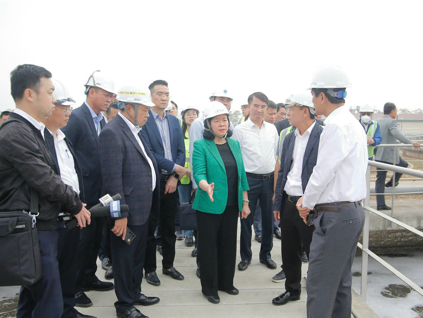 Bí thư Thành ủy Hà Nội Bùi Thị Minh Hoài và Chủ tịch UBND thành phố Hà Nội Trần Sỹ Thanh kiểm tra tại Dự án hệ thống xử lý nước thải Yên Xá Bí thư Thành ủy Hà Nội Bùi Thị Minh Hoài và Chủ tịch UBND thành phố Hà Nội Trần Sỹ Thanh kiểm tra tại Dự án hệ thống xử lý nước thải Yên Xá