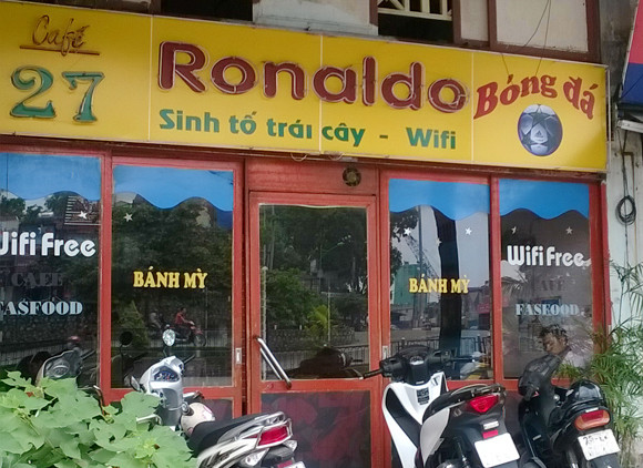 Nhan nhản dịch vụ ăn theo World Cup 2014 ảnh 2