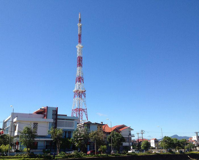 Tăng cường kiểm tra an toàn tháp truyền thông Tăng cường kiểm tra an toàn tháp truyền thông