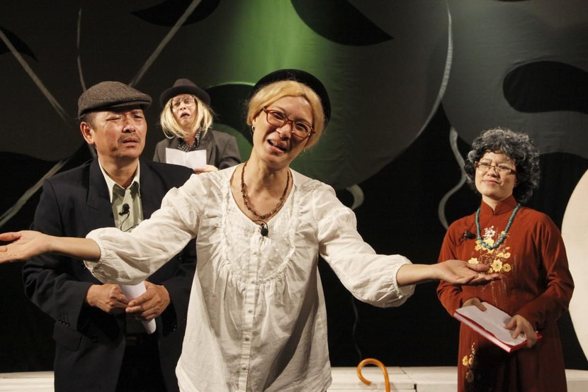 Chùm hài kịch "Đời cười tuyển chọn" hội tụ nhiều diễn viên danh tiếng của Nhà hát Tuổi trẻ.