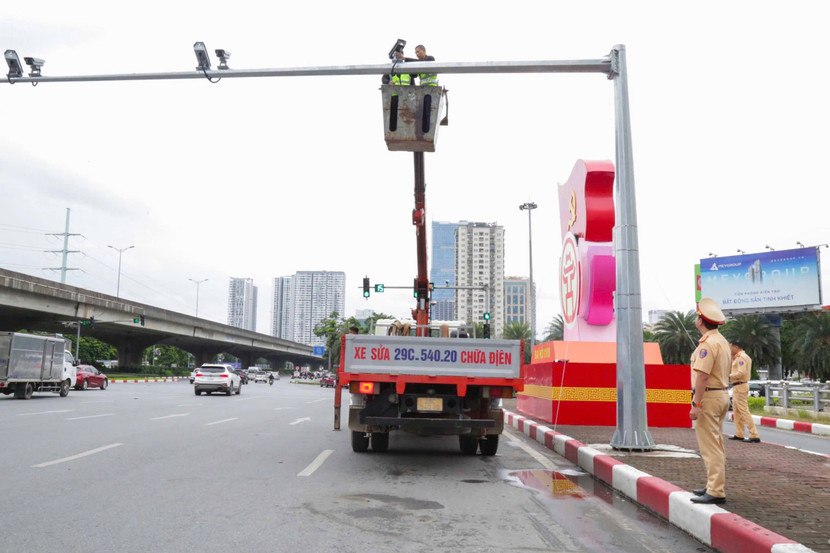 Hà Nội bắt đầu tiến hành lắp đặt hệ thống camera AI sau thời gian khảo sát