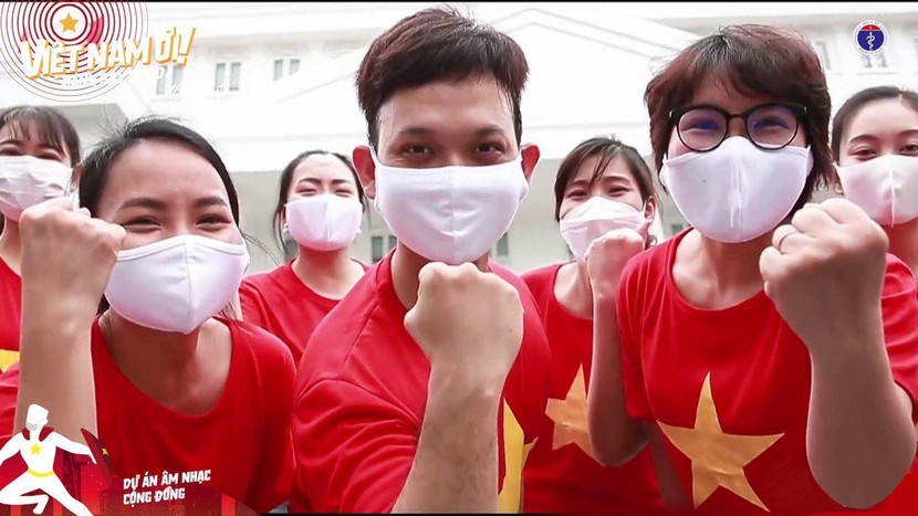 Nhiều ca khúc đã được ra đời tức thì để cổ vũ tinh thần chống dịch của người dân Hà Nội