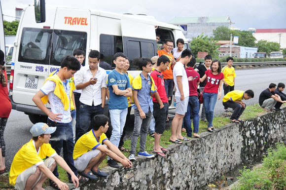 Hoãn trận V.Hải Phòng và SLNA vì... ảnh hưởng bão số 2 ảnh 2