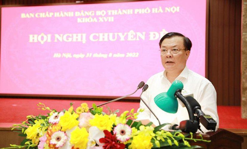 Bí thư Thành ủy Hà Nội Đinh Tiến Dũng phát biểu kết luận hội nghị Bí thư Thành ủy Hà Nội Đinh Tiến Dũng phát biểu kết luận hội nghị