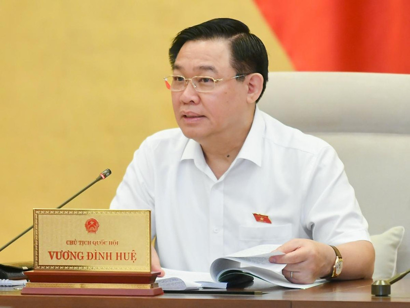 Chủ tịch Quốc hội Vương Đình Huệ phát biểu tại phiên họp Chủ tịch Quốc hội Vương Đình Huệ phát biểu tại phiên họp